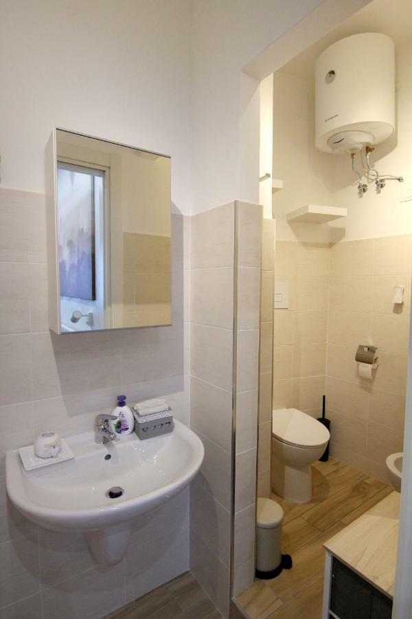 Rosemary Charming Rooms Termoli Exterior photo